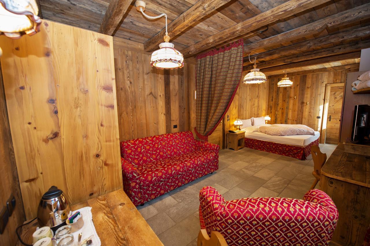 Hotel Jolanda Sport เกรสโซเนย์-ลา-ตรีนีเต ภายนอก รูปภาพ