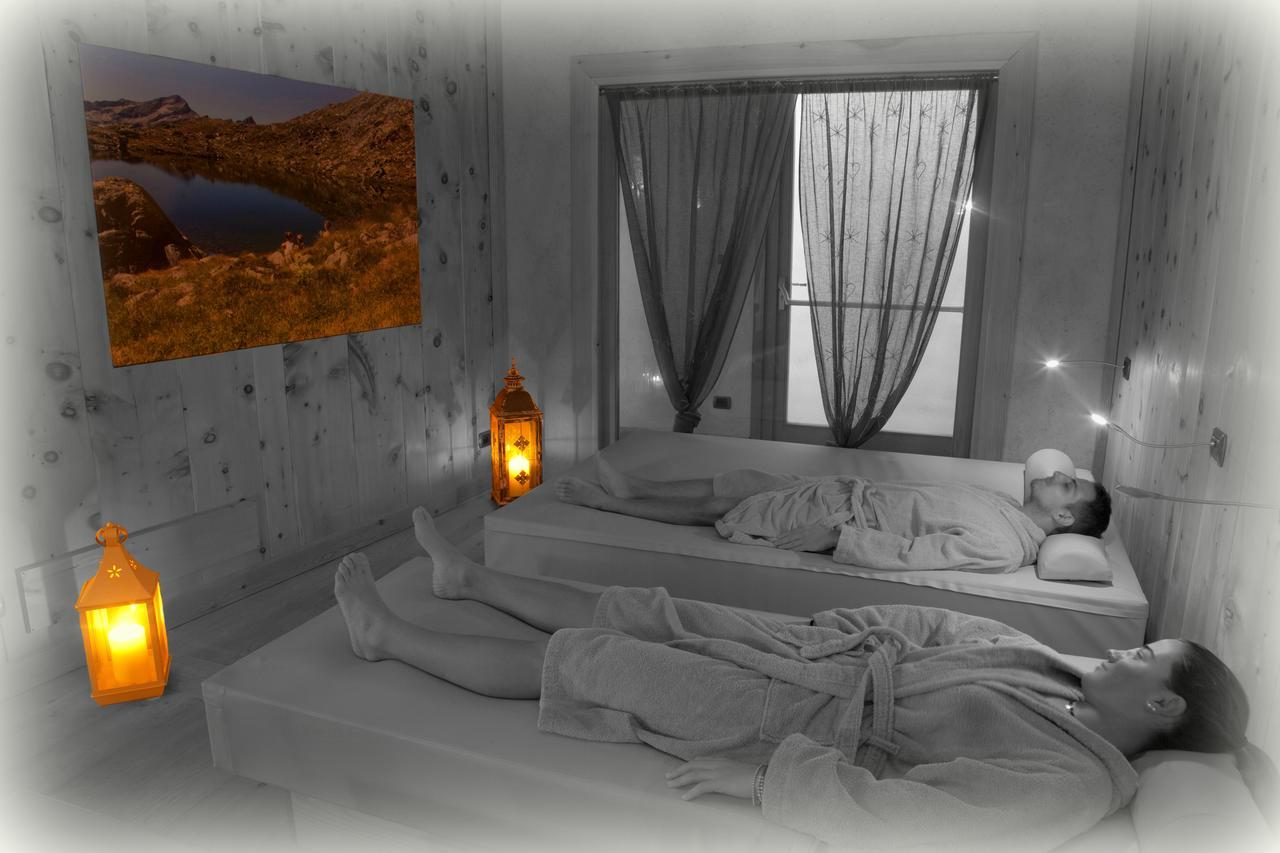 Hotel Jolanda Sport เกรสโซเนย์-ลา-ตรีนีเต ภายนอก รูปภาพ